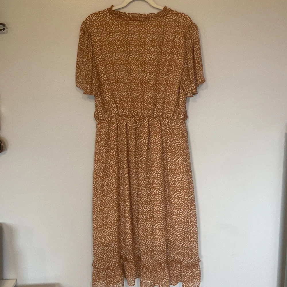 Kirundo XL Tan White pattern midi dress with flowy ruffles Pretty and light. EC - Picture 3 of 6